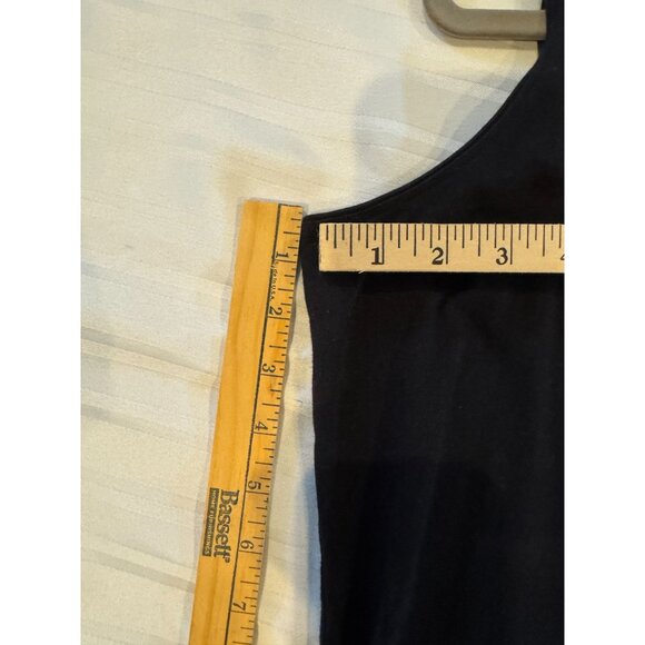 Ladies Sleeveless Top - EUC - Solid Black - Picture 6 of 8